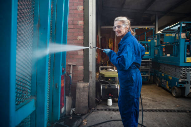 Best Rust Removal  in Albany, IN
